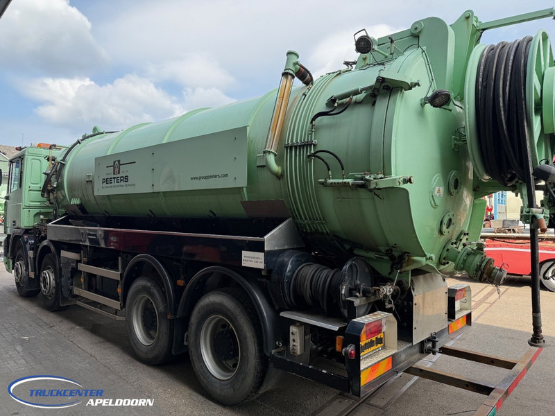 DAF XF 95.360 20400 Liter, 8x4 Steel springs - Каналопочистваща машина: снимка 4 DAF XF 95.360 20400 Liter, 8x4 Steel springs - Каналопочистваща машина: снимка 4