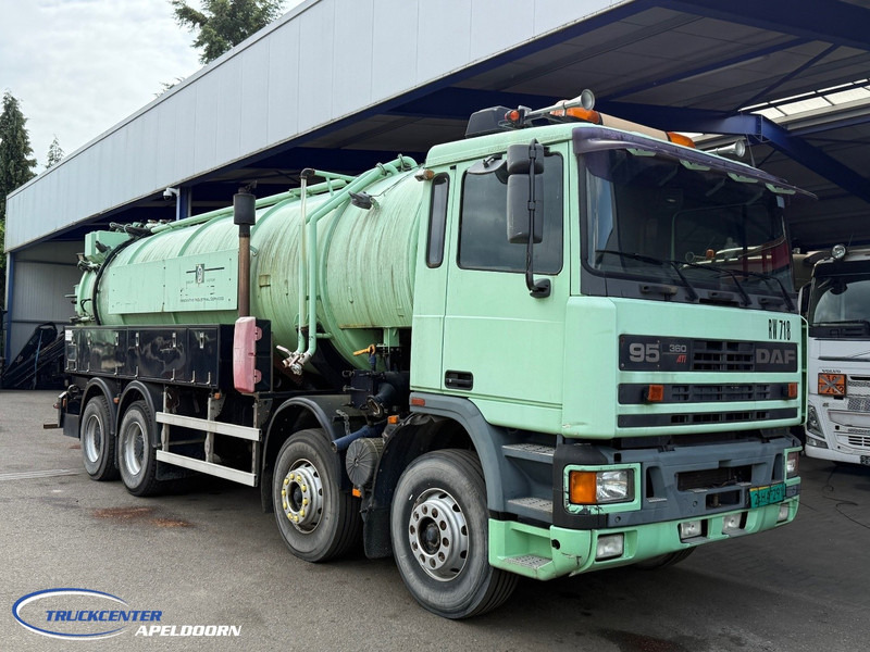 DAF XF 95.360 20400 Liter, 8x4 Steel springs - Каналопочистваща машина: снимка 1 DAF XF 95.360 20400 Liter, 8x4 Steel springs - Каналопочистваща машина: снимка 1