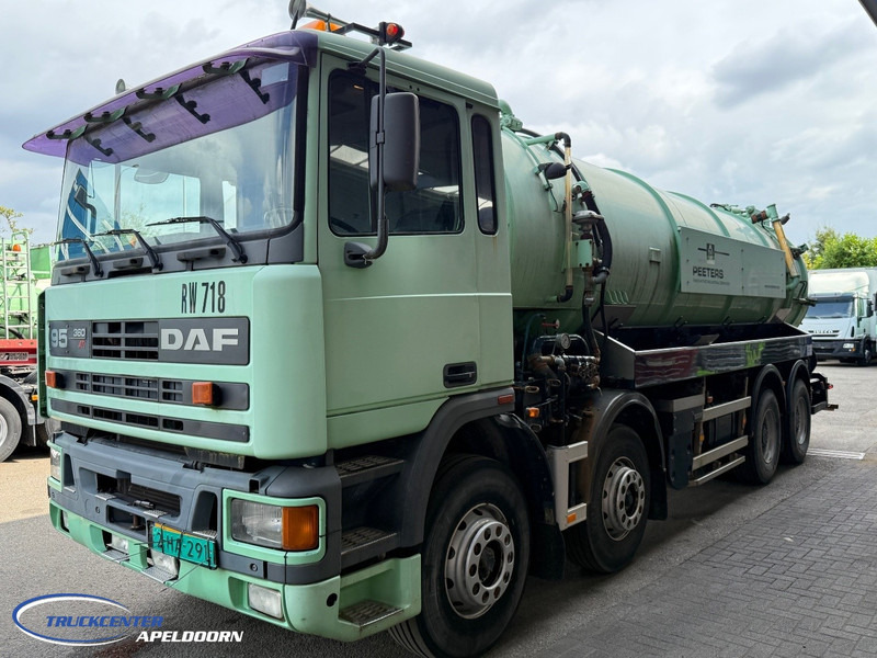DAF XF 95.360 20400 Liter, 8x4 Steel springs - Каналопочистваща машина: снимка 3 DAF XF 95.360 20400 Liter, 8x4 Steel springs - Каналопочистваща машина: снимка 3