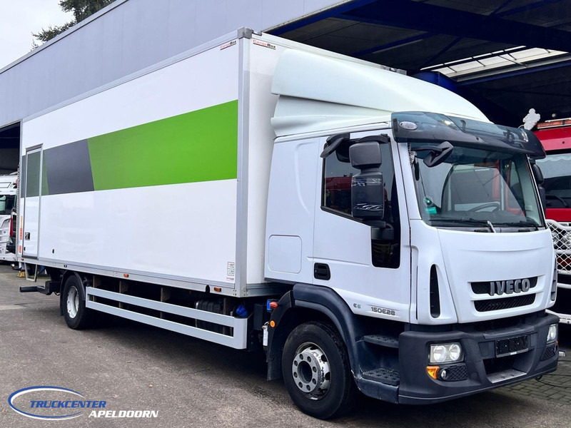Iveco Eurocargo 150E28 175.650 km, AC, 3 Stoelen, 2000 kg lift, 6 Cilinder - Камион фургон: снимка 1 Iveco Eurocargo 150E28 175.650 km, AC, 3 Stoelen, 2000 kg lift, 6 Cilinder - Камион фургон: снимка 1