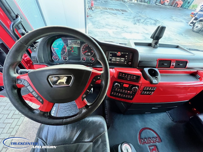 Лизинг на MAN TGX 35.500 8x4, Joab, Bullbar, Custom interieur MAN TGX 35.500 8x4, Joab, Bullbar, Custom interieur: снимка 10