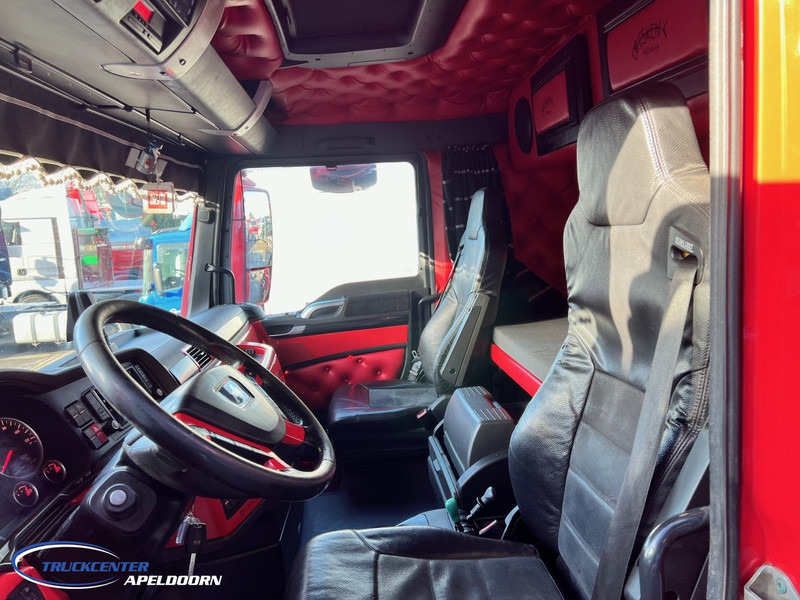 Лизинг на MAN TGX 35.500 8x4, Joab, Bullbar, Custom interieur MAN TGX 35.500 8x4, Joab, Bullbar, Custom interieur: снимка 8