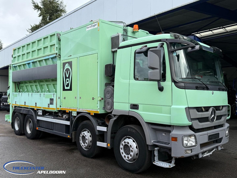 Mercedes-Benz Actros 4146 LaGram VacuDigger - Saugbagger - Каналопочистваща машина: снимка 4 Mercedes-Benz Actros 4146 LaGram VacuDigger - Saugbagger - Каналопочистваща машина: снимка 4