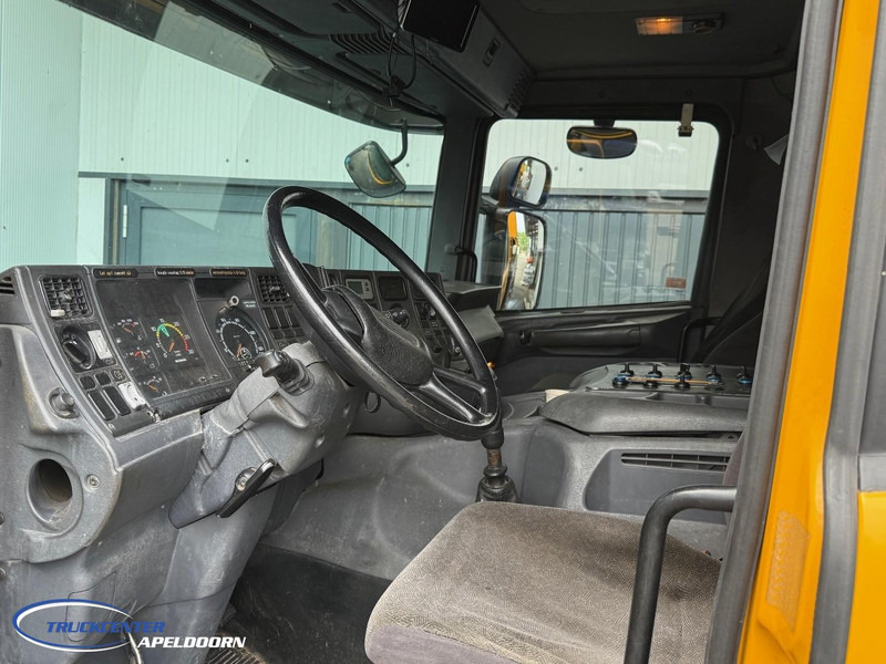 Scania P114GB8X2/4 NA 340 Tussenbak ontbreekt - Каналопочистваща машина: снимка 4 Scania P114GB8X2/4 NA 340 Tussenbak ontbreekt - Каналопочистваща машина: снимка 4
