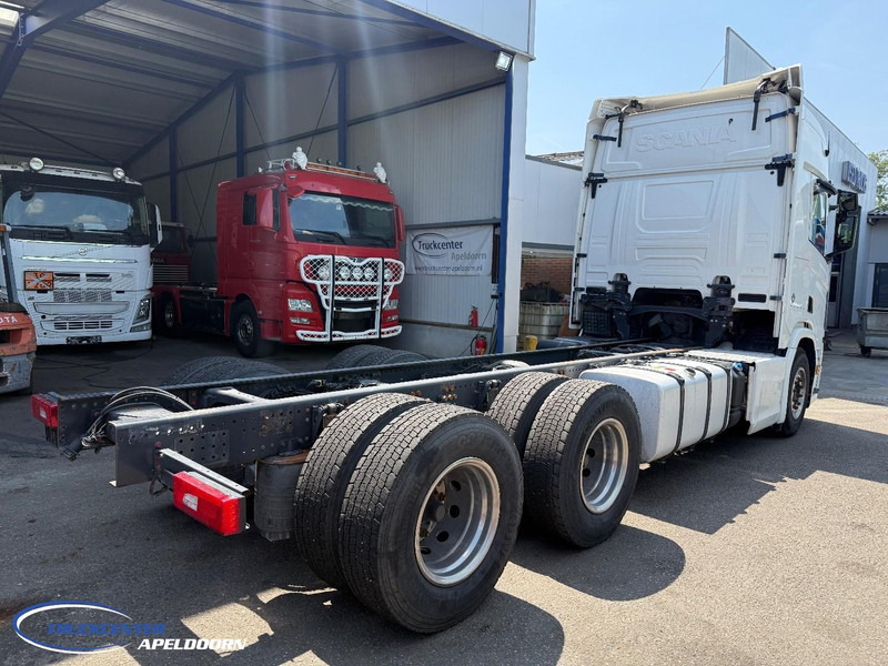 Scania R650 V8 NGS 6x4, Standclima, Retarder, PTO - Шаси кабина: снимка 2 Scania R650 V8 NGS 6x4, Standclima, Retarder, PTO - Шаси кабина: снимка 2