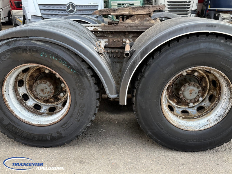 Volvo FH 12 - 420 6x4, Handgeschakeld, Euro 2, Hydrauliek - Влекач: снимка 5 Volvo FH 12 - 420 6x4, Handgeschakeld, Euro 2, Hydrauliek - Влекач: снимка 5