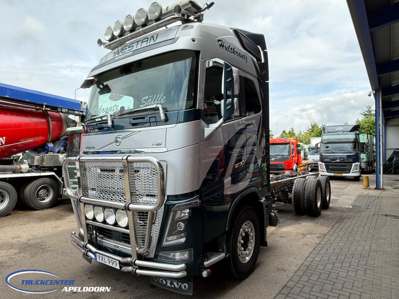 Volvo FH 750 6x4, Steel - Air, Globetrotter XL - Шаси кабина: снимка 2 Volvo FH 750 6x4, Steel - Air, Globetrotter XL - Шаси кабина: снимка 2
