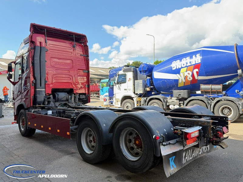 Volvo FH 750 6x4 Tandemlift, Retarder, PTO - Шаси кабина: снимка 4 Volvo FH 750 6x4 Tandemlift, Retarder, PTO - Шаси кабина: снимка 4