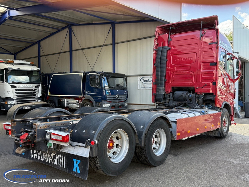 Volvo FH 750 6x4 Tandemlift, Retarder, PTO - Шаси кабина: снимка 2 Volvo FH 750 6x4 Tandemlift, Retarder, PTO - Шаси кабина: снимка 2