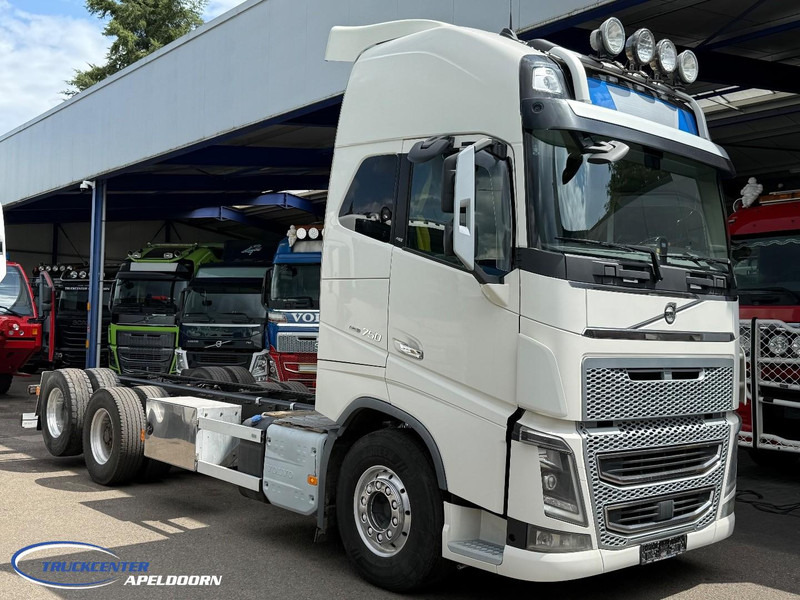 Volvo FH 750 Globetrotter XL, Retarder, 460 WB, Reduction axle, Pto - Шаси кабина: снимка 1 Volvo FH 750 Globetrotter XL, Retarder, 460 WB, Reduction axle, Pto - Шаси кабина: снимка 1