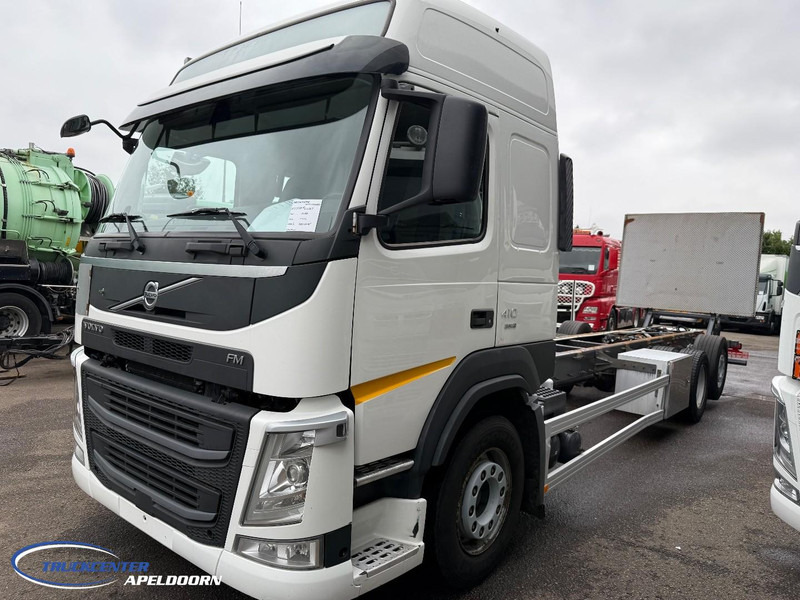 Volvo FM 410 379000 km, 6x2, Globetrotter - Шаси кабина: снимка 3 Volvo FM 410 379000 km, 6x2, Globetrotter - Шаси кабина: снимка 3