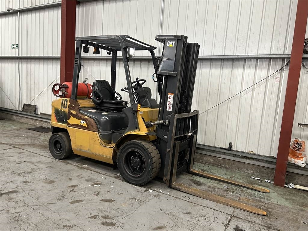 CAT GP30NT  - Газокар: снимка 4 CAT GP30NT  - Газокар: снимка 4