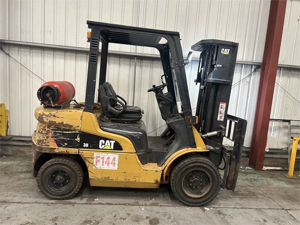 CAT GP30NT - Газокар: снимка 5 CAT GP30NT - Газокар: снимка 5