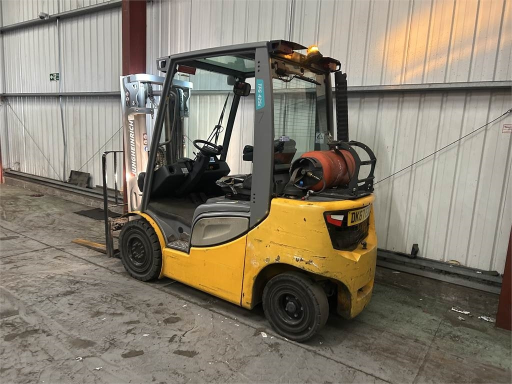 Jungheinrich TFG425S - Газокар: снимка 3 Jungheinrich TFG425S - Газокар: снимка 3
