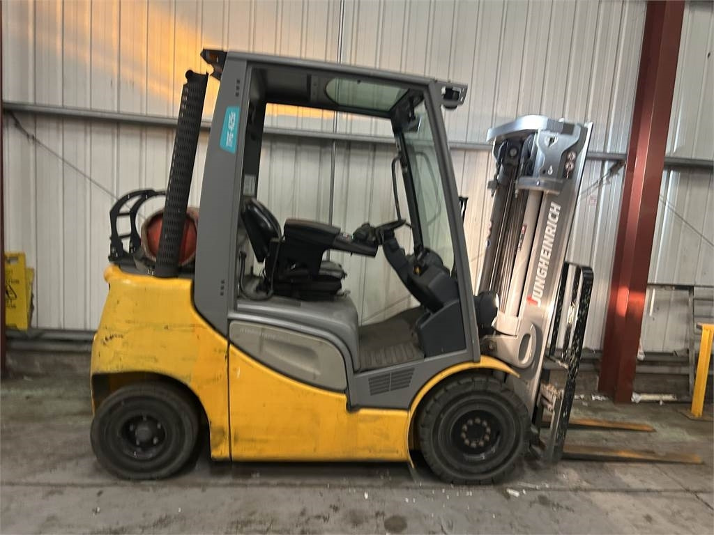 Jungheinrich TFG425S - Газокар: снимка 5 Jungheinrich TFG425S - Газокар: снимка 5