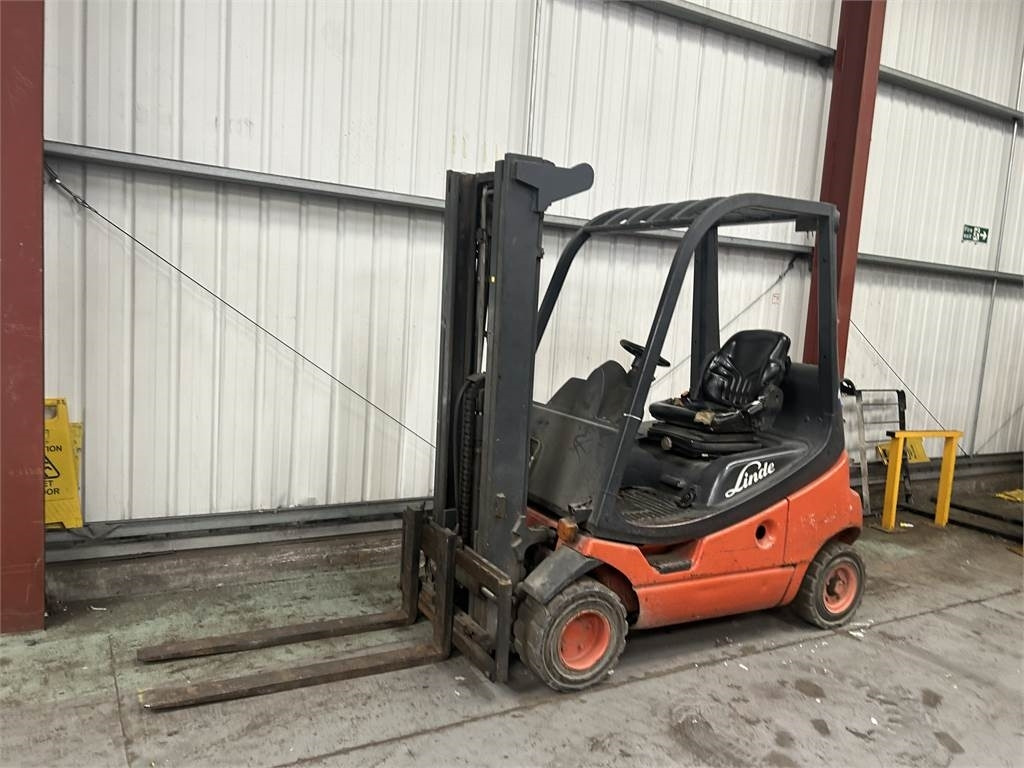 Linde H20T-03 - Газокар: снимка 2 Linde H20T-03 - Газокар: снимка 2