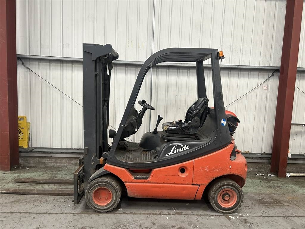 Linde H20T-03 - Газокар: снимка 1 Linde H20T-03 - Газокар: снимка 1