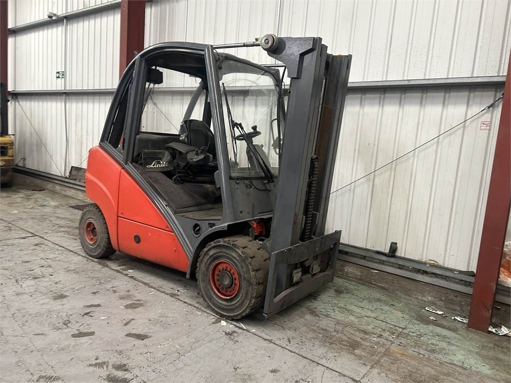 Linde H30D - Дизелов мотокар: снимка 4 Linde H30D - Дизелов мотокар: снимка 4