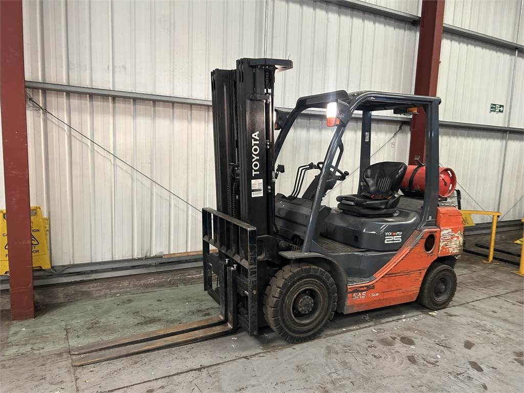Toyota 02-8FGF25 - Газокар: снимка 2 Toyota 02-8FGF25 - Газокар: снимка 2