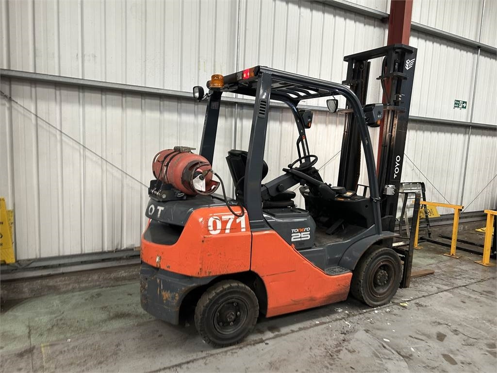 Toyota 02-8FGF25 - Газокар: снимка 2 Toyota 02-8FGF25 - Газокар: снимка 2