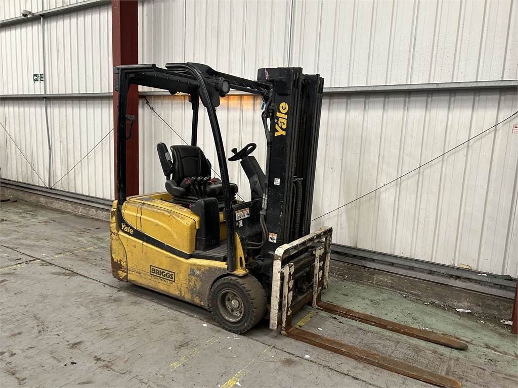 Yale ERP20VT - Електрокар: снимка 4 Yale ERP20VT - Електрокар: снимка 4