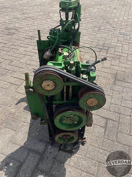 John Deere Korrelkneuzer- 6000 serie - Принадлежност за машини за прибиране на реколтата: снимка 5 John Deere Korrelkneuzer- 6000 serie - Принадлежност за машини за прибиране на реколтата: снимка 5