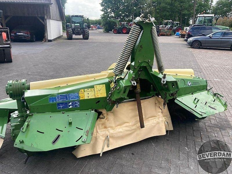 Krone Easy Cut B 1000 CV - EC F 320 CV - Косачка: снимка 4 Krone Easy Cut B 1000 CV - EC F 320 CV - Косачка: снимка 4