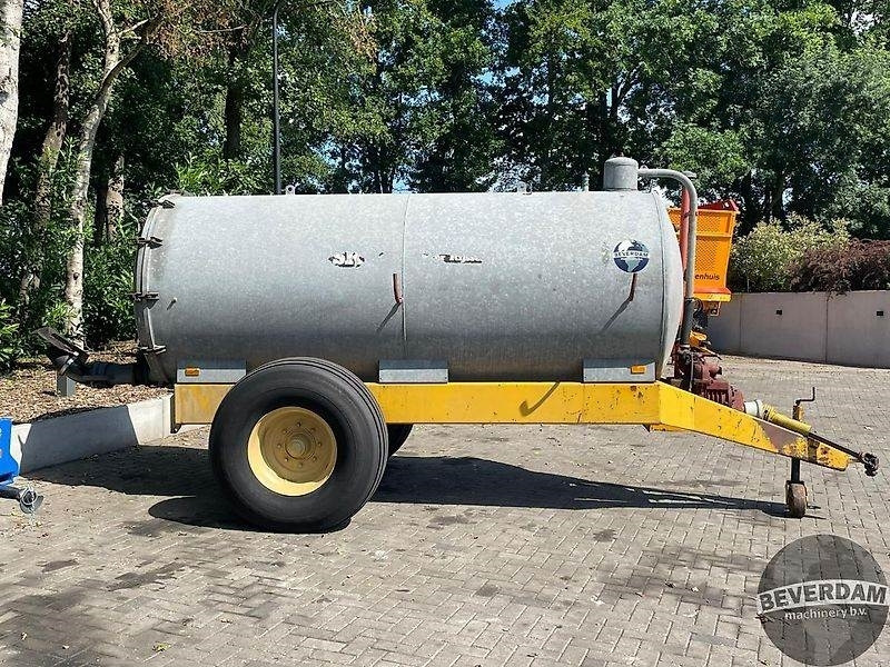 Schuitemaker 6800l watertank - Цистерна за течен тор: снимка 2 Schuitemaker 6800l watertank - Цистерна за течен тор: снимка 2