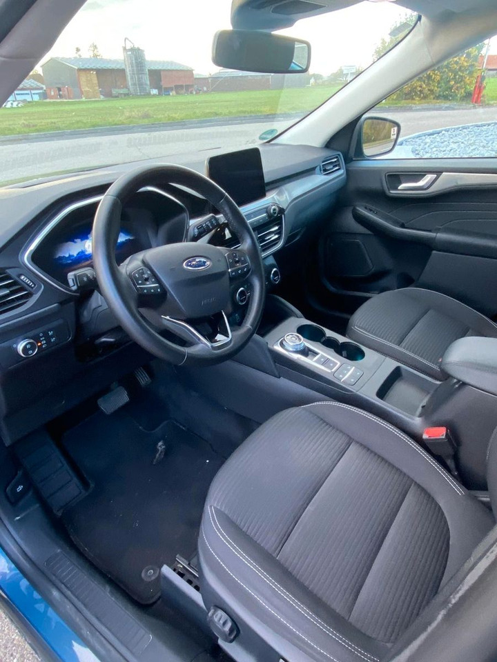 Ford Kuga Titanium 4X4 AWD - Джип: снимка 3 Ford Kuga Titanium 4X4 AWD - Джип: снимка 3