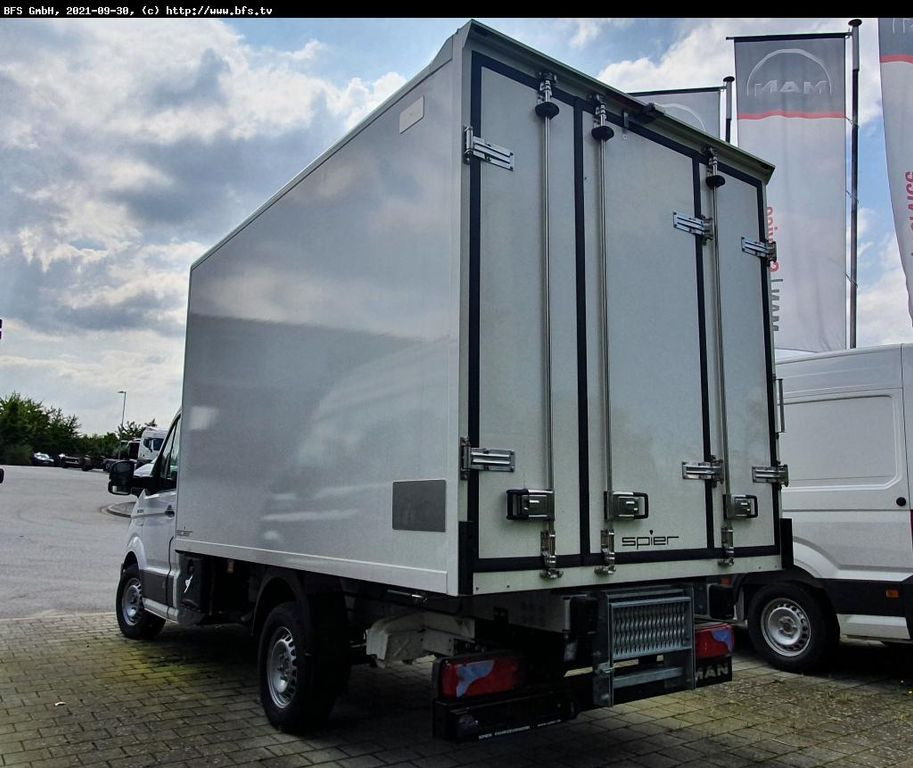 MAN TGE 3.140 4x2 F SB Bi-Temp Kühlkoffer, Carrier P MAN TGE 3.140 4x2 F SB Bi-Temp Kühlkoffer, Carrier P - Хладилен бус: снимка 3 MAN TGE 3.140 4x2 F SB Bi-Temp Kühlkoffer, Carrier P MAN TGE 3.140 4x2 F SB Bi-Temp Kühlkoffer, Carrier P - Хладилен бус: снимка 3