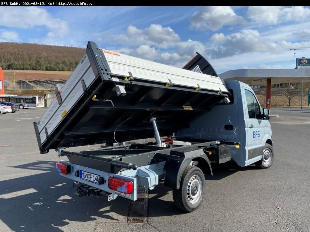 MAN TGE 3.180 4x2 F SB Dreiseitenkipper - Бус самосвал: снимка 3 MAN TGE 3.180 4x2 F SB Dreiseitenkipper - Бус самосвал: снимка 3