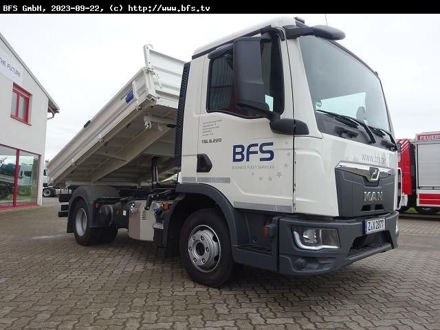 MAN TGL (TG3) 8.220 4x2 BB CH Dreiseitenkipper - Бус самосвал: снимка 2 MAN TGL (TG3) 8.220 4x2 BB CH Dreiseitenkipper - Бус самосвал: снимка 2