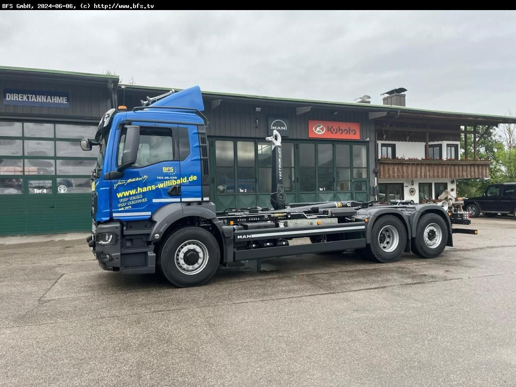 MAN TGS (TG3) 26.520 6x4H-4 BL CH MEILLER - Мултилифт с кука камион: снимка 1 MAN TGS (TG3) 26.520 6x4H-4 BL CH MEILLER - Мултилифт с кука камион: снимка 1