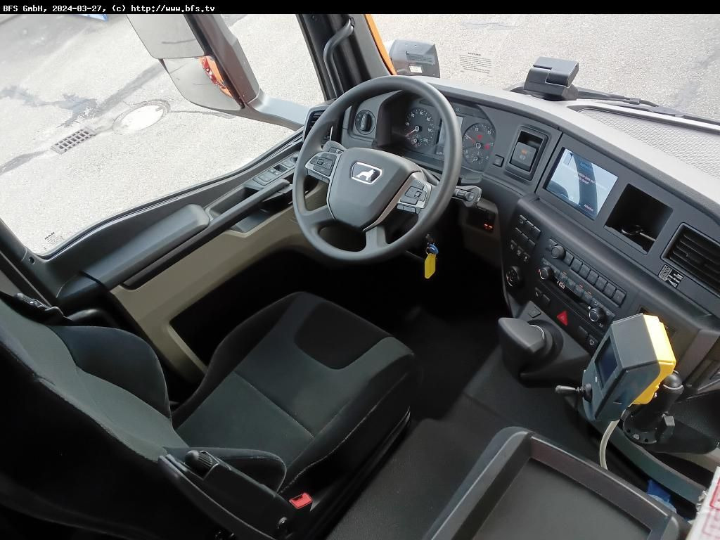 MAN TGS (TG3) 28.510 6x4-4 BL CH WiDi Fassi 15mt - Самосвал камион: снимка 4 MAN TGS (TG3) 28.510 6x4-4 BL CH WiDi Fassi 15mt - Самосвал камион: снимка 4