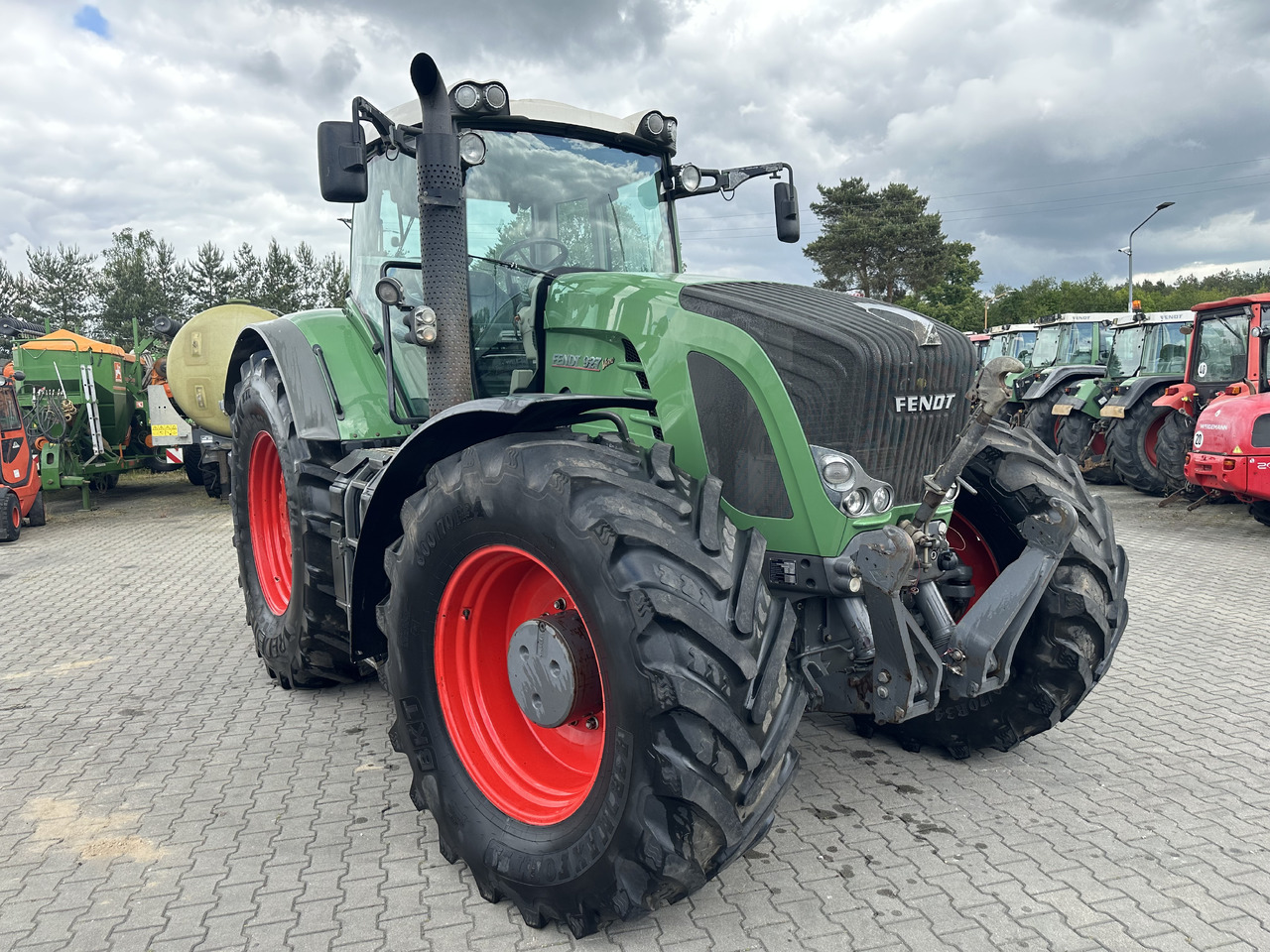 Fendt 927 VARIO PROFI - Трактор: снимка 1 Fendt 927 VARIO PROFI - Трактор: снимка 1