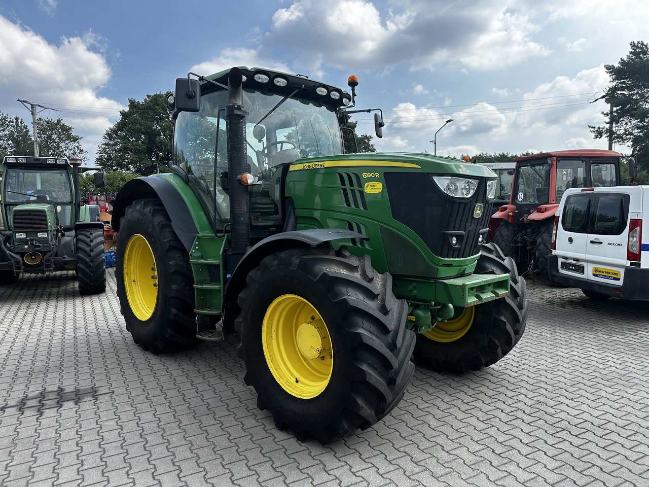 John Deere 6195R - Трактор: снимка 1 John Deere 6195R - Трактор: снимка 1