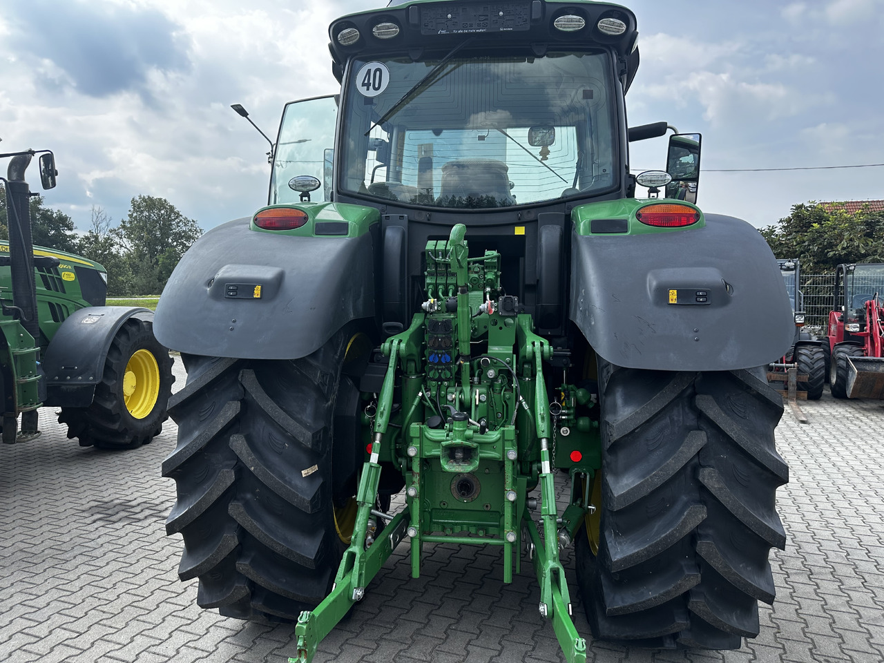 John Deere 6195R - Трактор: снимка 4 John Deere 6195R - Трактор: снимка 4