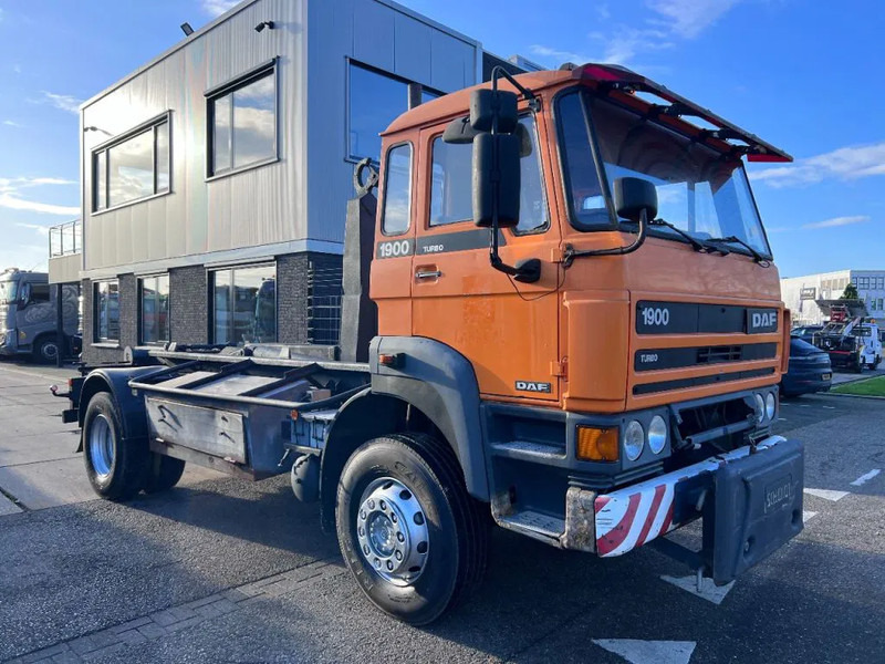 DAF 1900 TURBO 4X4 HOOKLIFT - Мултилифт с кука камион: снимка 3 DAF 1900 TURBO 4X4 HOOKLIFT - Мултилифт с кука камион: снимка 3