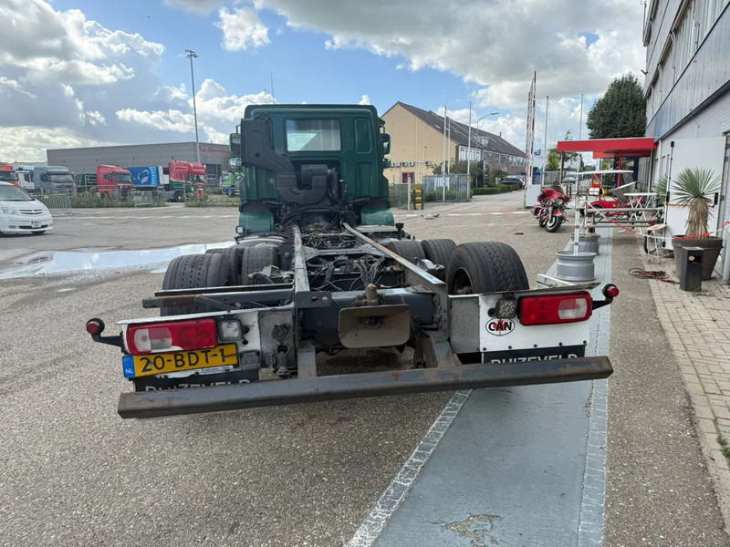DAF CF 400 6X2 EURO 6 - ONLY 689.209 KM + STEERING AXLE - Шаси кабина: снимка 4 DAF CF 400 6X2 EURO 6 - ONLY 689.209 KM + STEERING AXLE - Шаси кабина: снимка 4