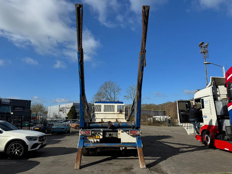 DAF CF 400 6X2 - EURO 6 + VDL P-18 + REMOTE + LIFT AXLE - Мултилифт за контейнери камион: снимка 4 DAF CF 400 6X2 - EURO 6 + VDL P-18 + REMOTE + LIFT AXLE - Мултилифт за контейнери камион: снимка 4