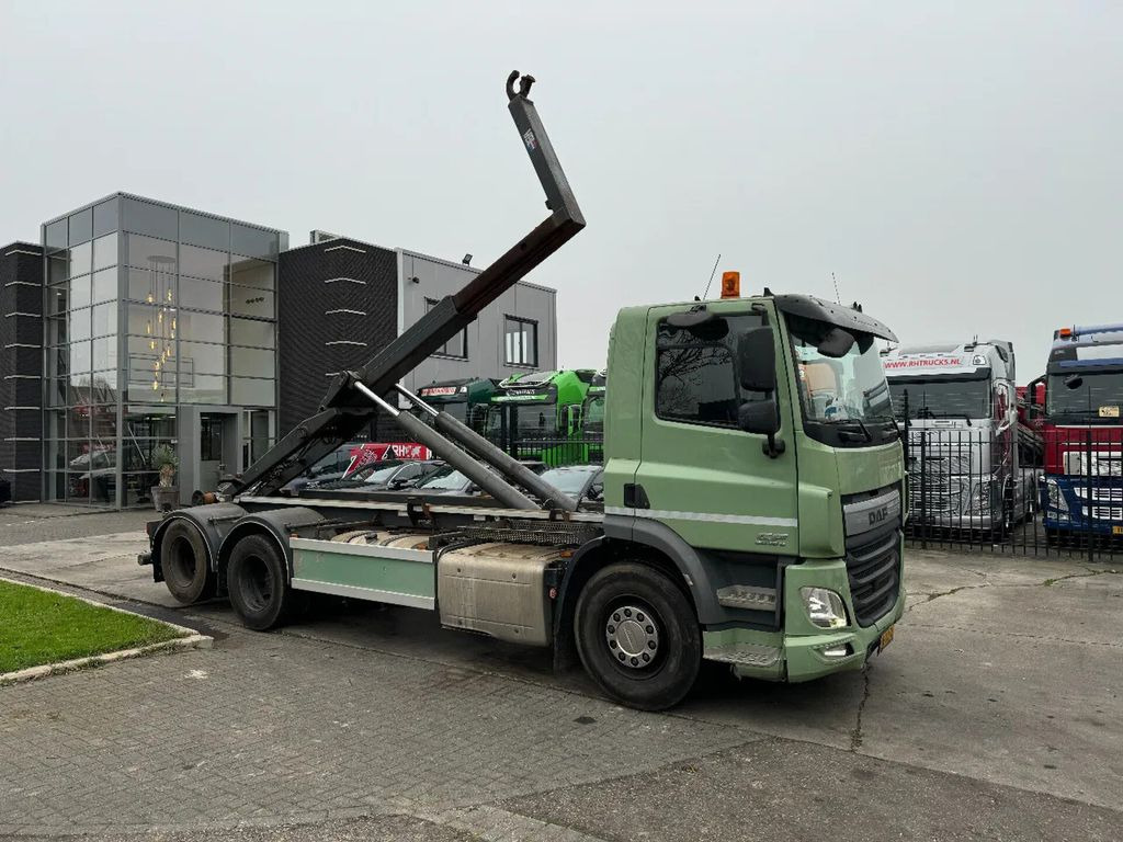 DAF CF 440 6X2 EURO 6 21T VDL HOOK TÜV 02-2025 - Мултилифт с кука камион: снимка 2 DAF CF 440 6X2 EURO 6 21T VDL HOOK TÜV 02-2025 - Мултилифт с кука камион: снимка 2