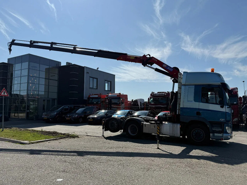 DAF CF 440 6X2 EURO 6 + HMF 3220-K5 REMOTE 5E & 6E FUNCTIE - Камион с кран: снимка 3 DAF CF 440 6X2 EURO 6 + HMF 3220-K5 REMOTE 5E & 6E FUNCTIE - Камион с кран: снимка 3