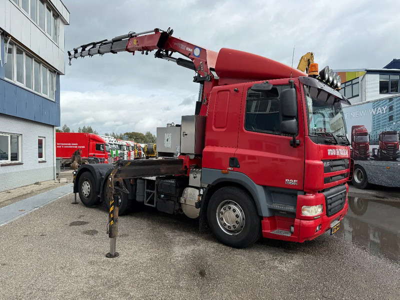 DAF CF 85.410 6X2 EURO 5 + HMF 3000K6 + REMOTE CONTROL - Камион с кран: снимка 4 DAF CF 85.410 6X2 EURO 5 + HMF 3000K6 + REMOTE CONTROL - Камион с кран: снимка 4