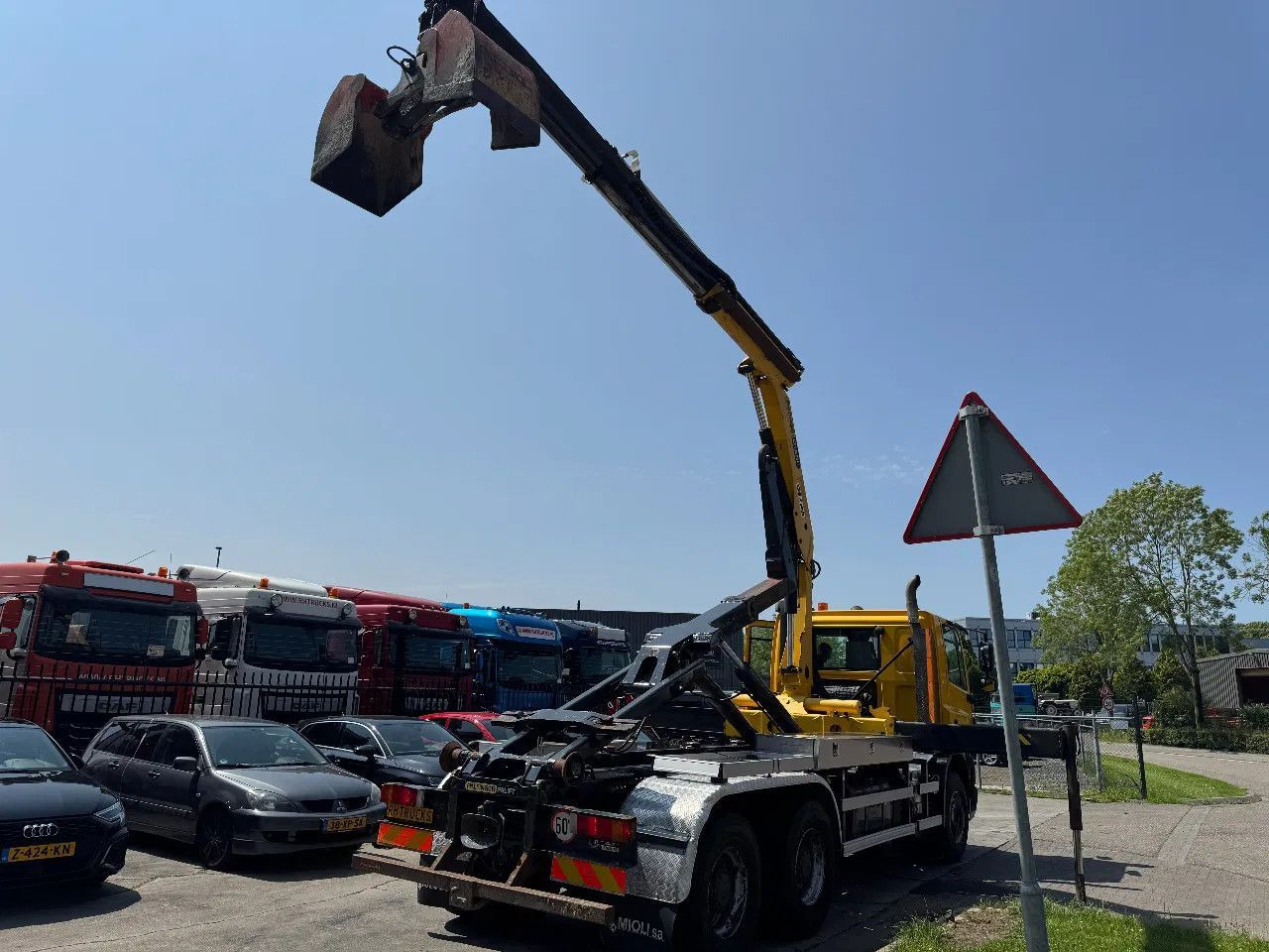 DAF CF 85.410 6X4 - EURO 5 + PALFINGER PK15500 + REM - Мултилифт с кука камион, Камион с кран: снимка 3 DAF CF 85.410 6X4 - EURO 5 + PALFINGER PK15500 + REM - Мултилифт с кука камион, Камион с кран: снимка 3