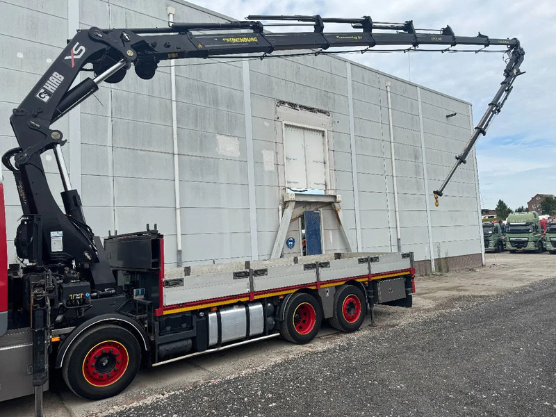DAF CF 85.460 8X2 HIAB 477E-7 + JIB 75X + REMOTE CONTROL - Камион с кран: снимка 4 DAF CF 85.460 8X2 HIAB 477E-7 + JIB 75X + REMOTE CONTROL - Камион с кран: снимка 4