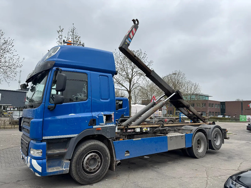 DAF CF 85 6X2 - EURO 5 + VDL HOOK + LIFT AXLE + TÜV 10-2025 - Мултилифт с кука камион: снимка 1 DAF CF 85 6X2 - EURO 5 + VDL HOOK + LIFT AXLE + TÜV 10-2025 - Мултилифт с кука камион: снимка 1