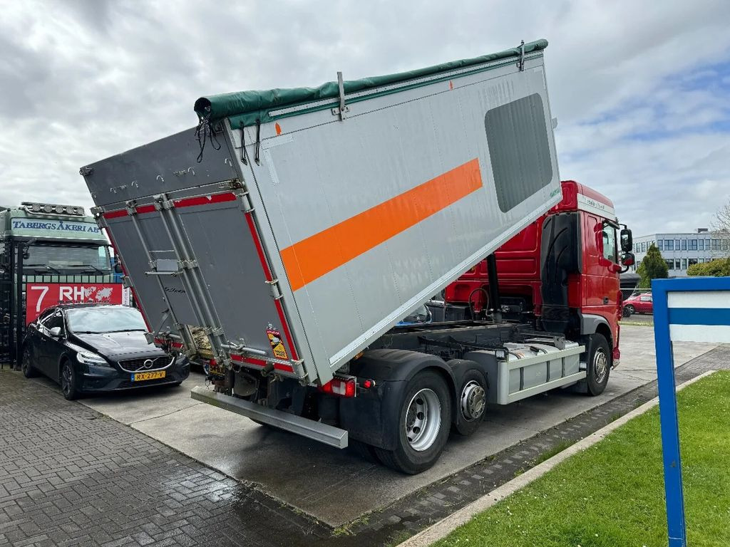 DAF XF 460 6X2 EURO 6 + TIPPER - Самосвал камион: снимка 4 DAF XF 460 6X2 EURO 6 + TIPPER - Самосвал камион: снимка 4