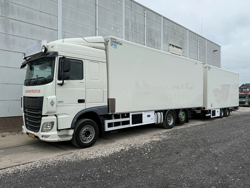 DAF XF 460 6X2 YEAR 2017 COMPLETE! + CARRIER SUPRA 850 + DHOLLANDIA - Рефрижератор камион: снимка 1 DAF XF 460 6X2 YEAR 2017 COMPLETE! + CARRIER SUPRA 850 + DHOLLANDIA - Рефрижератор камион: снимка 1