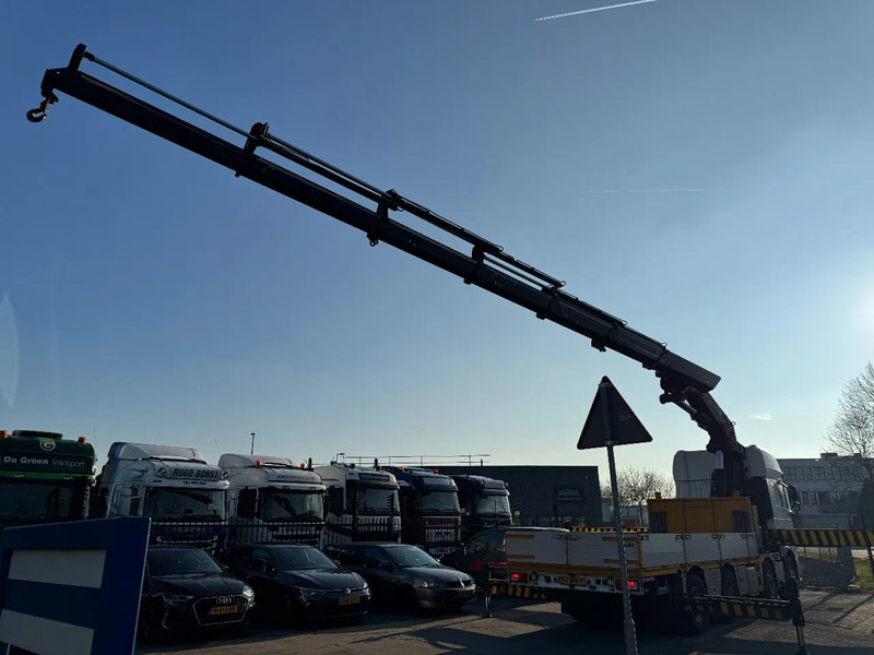 DAF XF 460 8X2 - EURO 6 + HIAB 855 EP-6 + REMOTE + STEERING AXLE - Камион с кран: снимка 3 DAF XF 460 8X2 - EURO 6 + HIAB 855 EP-6 + REMOTE + STEERING AXLE - Камион с кран: снимка 3