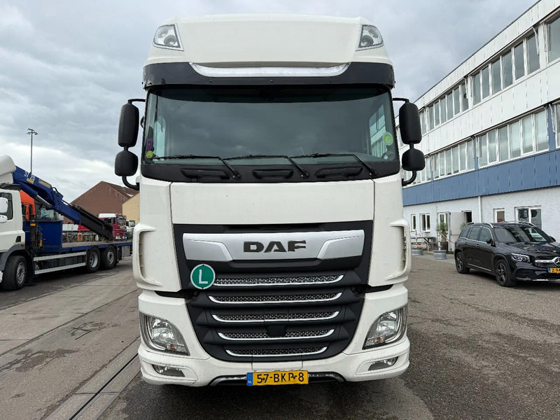 DAF XF 480 6X2 + 2 AXLE HANGER + TRS COOLING + DHOLLANDIA LIFT (2x) - Рефрижератор камион: снимка 2 DAF XF 480 6X2 + 2 AXLE HANGER + TRS COOLING + DHOLLANDIA LIFT (2x) - Рефрижератор камион: снимка 2